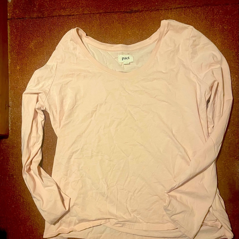 pact woman’s T-shirt. Xl and pink!